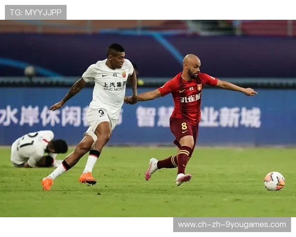 埃弗顿球员手球未被判点球，桑德兰球迷愤怒，埃弗顿著名球员